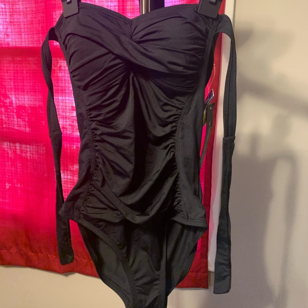 La Blanca Island Goddess One Piece Swimsuit